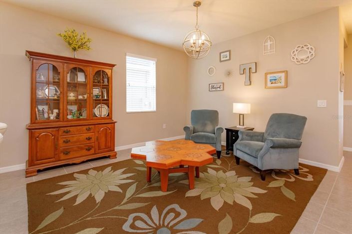 Image No.6-5 Bed House for sale