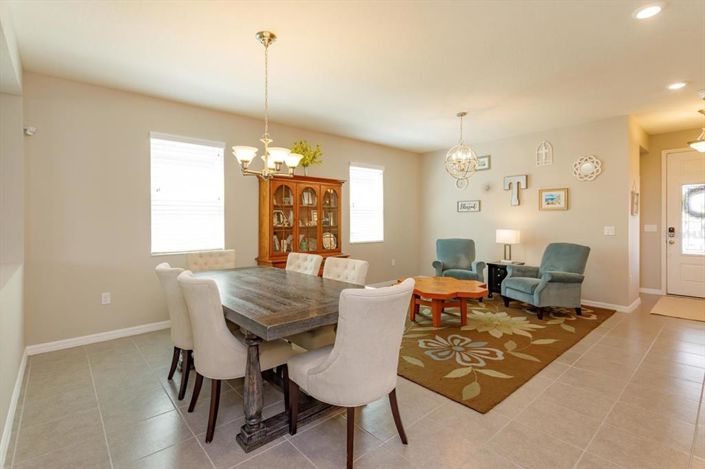 Image No.8-5 Bed House for sale