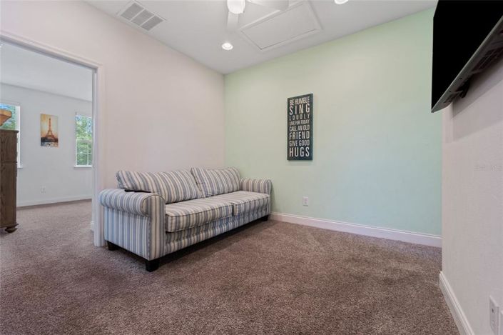 Image No.18-4 Bed Townhouse for sale