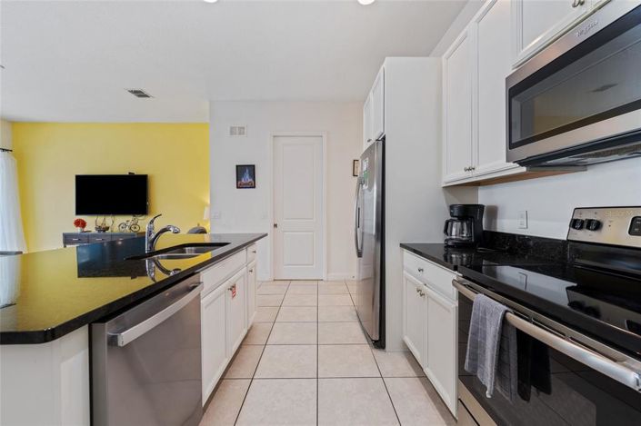 Image No.8-4 Bed Townhouse for sale