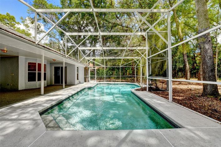 Image No.14-4 Bed House for sale