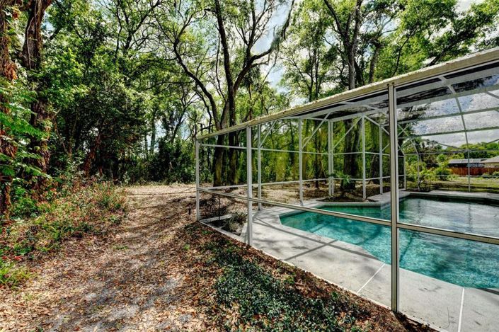 Image No.18-4 Bed House for sale