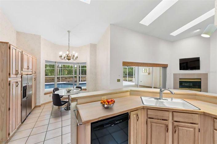 Image No.36-4 Bed House for sale