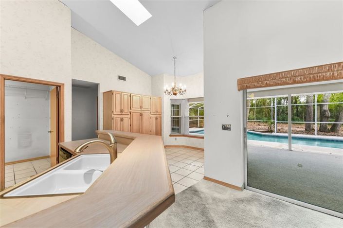 Image No.38-4 Bed House for sale