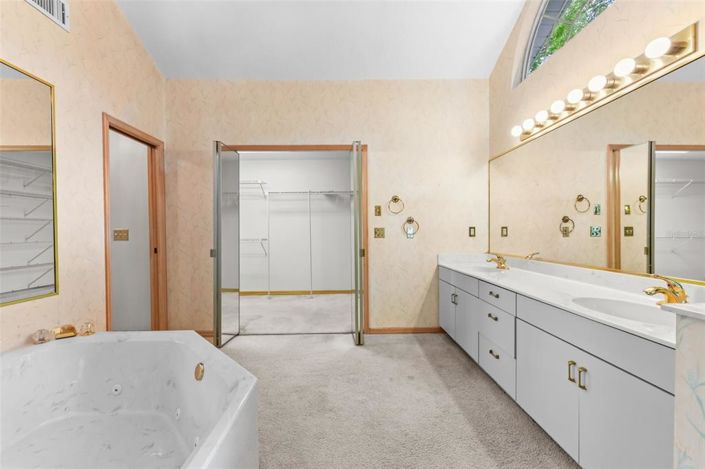 Image No.53-4 Bed House for sale