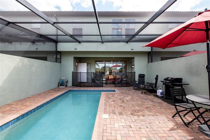 Image No.40-5 Bed Townhouse for sale