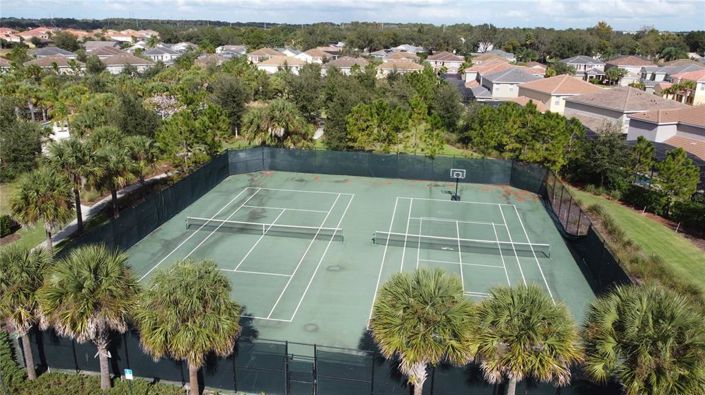 Image No.43-5 Bed Townhouse for sale