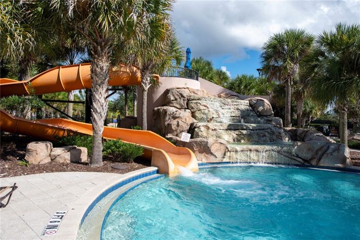 Image No.48-5 Bed Townhouse for sale