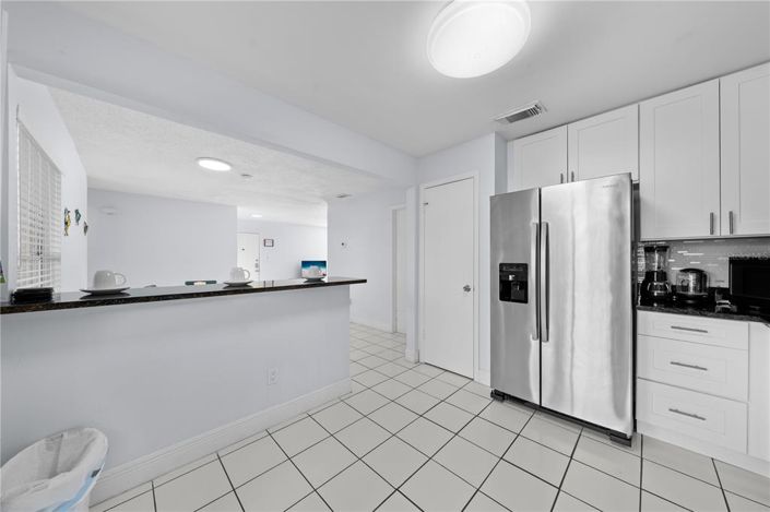 Image No.13-2 Bed House for sale