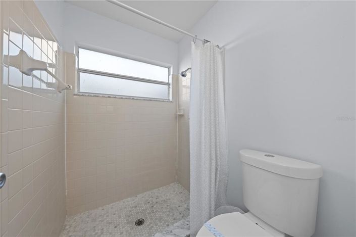 Image No.20-2 Bed House for sale