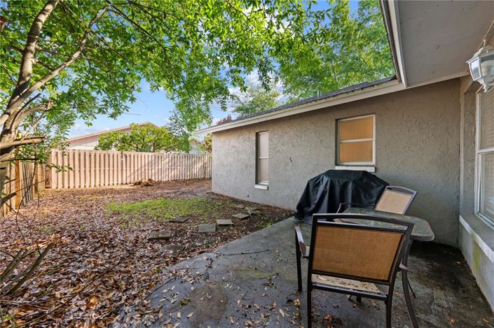 Image No.25-2 Bed House for sale