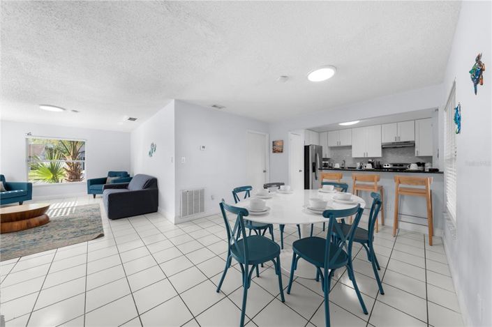 Image No.7-2 Bed House for sale