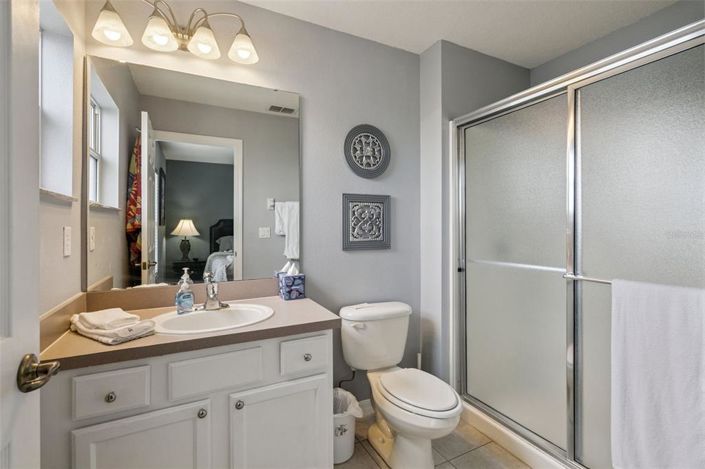 Image No.17-3 Bed Townhouse for sale