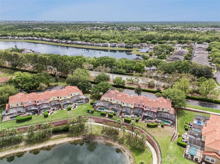 Image No.26-3 Bed Townhouse for sale