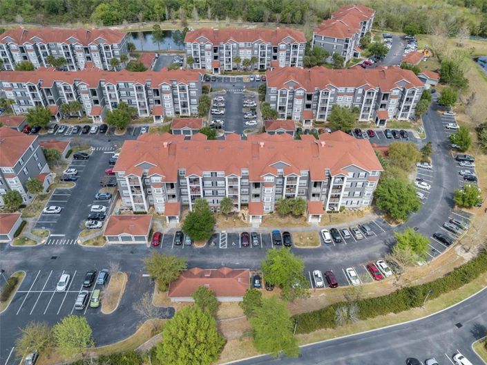 Image No.52-3 Bed Townhouse for sale