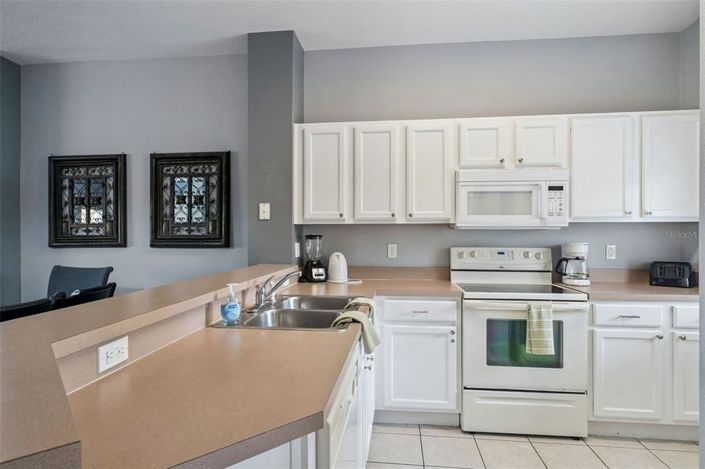 Image No.9-3 Bed Townhouse for sale