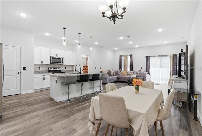 Image No.10-4 Bed House for sale