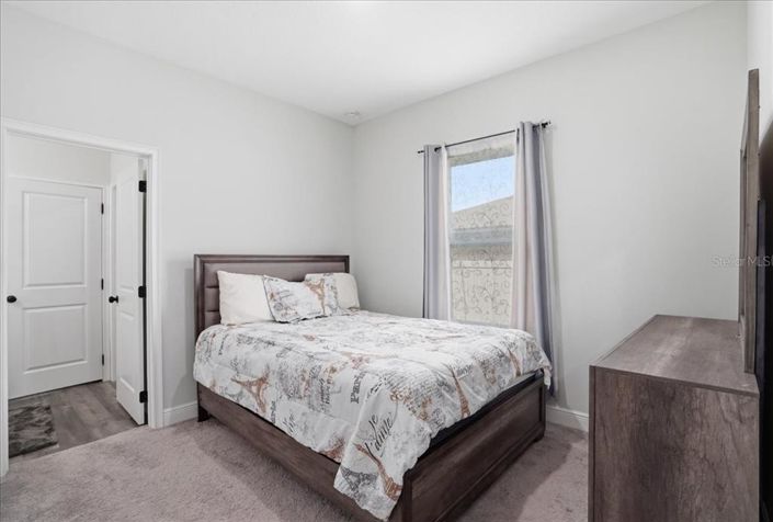 Image No.30-4 Bed House for sale