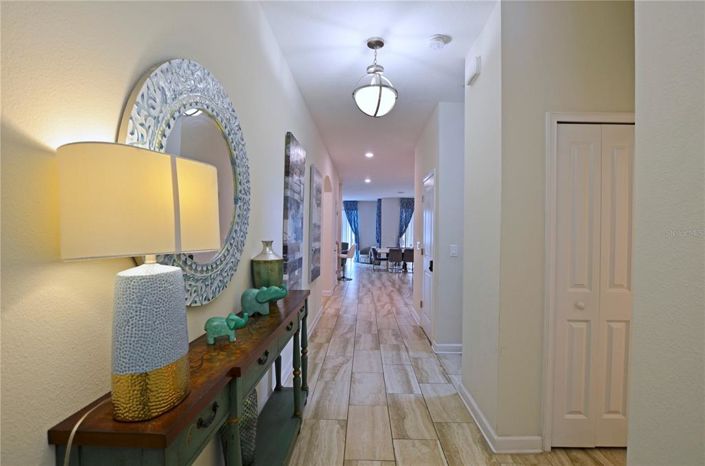 Image No.10-6 Bed House for sale