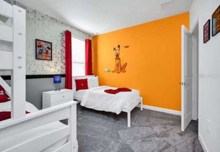 Image No.16-6 Bed House for sale