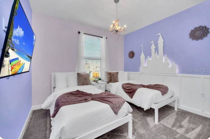 Image No.17-6 Bed House for sale
