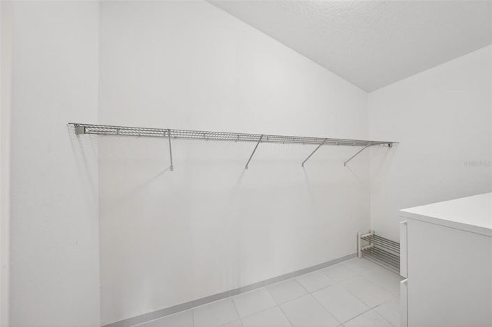 Image No.28-3 Bed House for sale