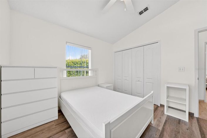Image No.35-3 Bed House for sale
