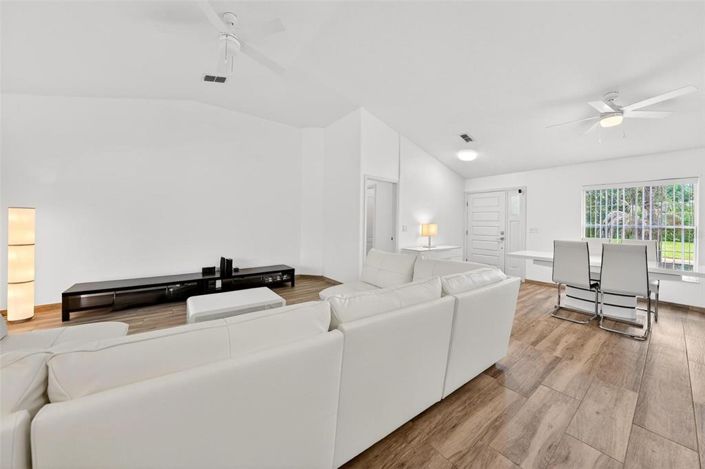Image No.9-3 Bed House for sale