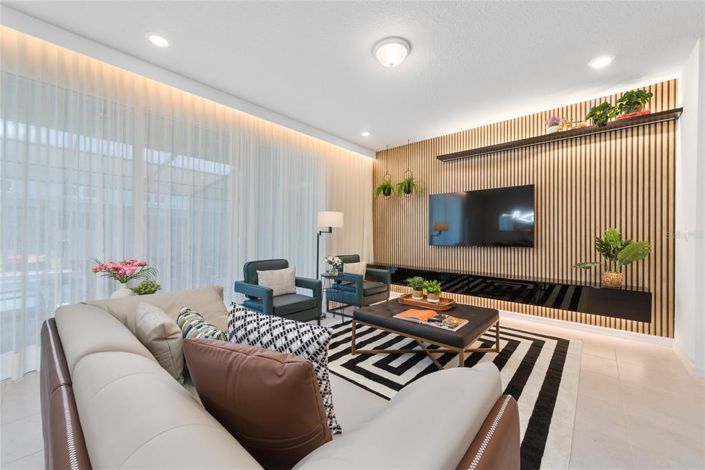 Image No.7-5 Bed Townhouse for sale