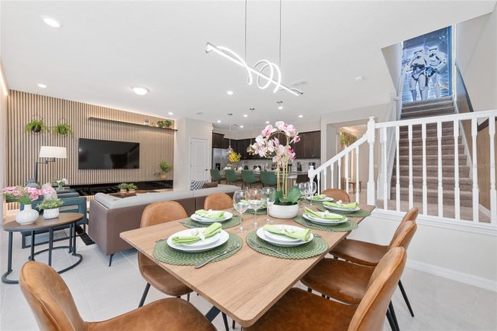 Image No.9-5 Bed Townhouse for sale