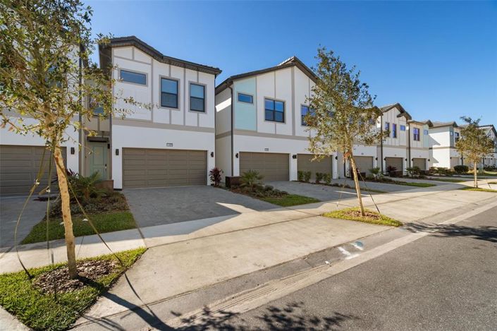 Image No.2-Maison de ville de 5 chambres à vendre à Saint John