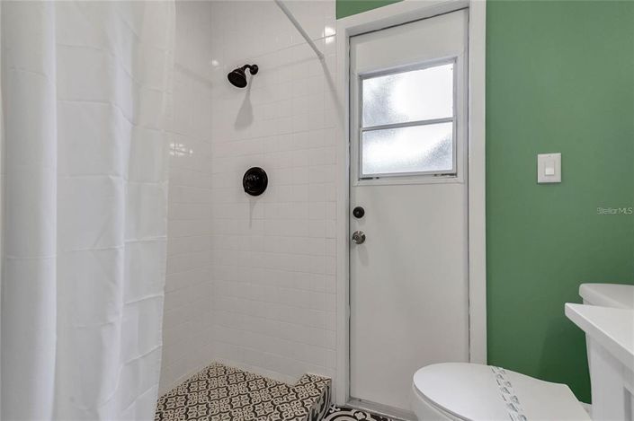 Image No.19-4 Bed House for sale