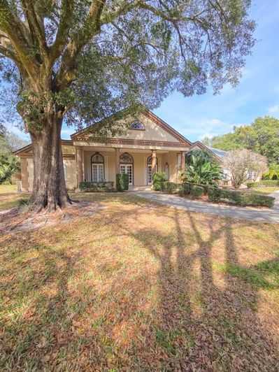 Image No.3-5 Bed House for sale