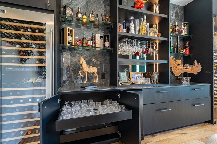 Image No.28-4 Bed House for sale