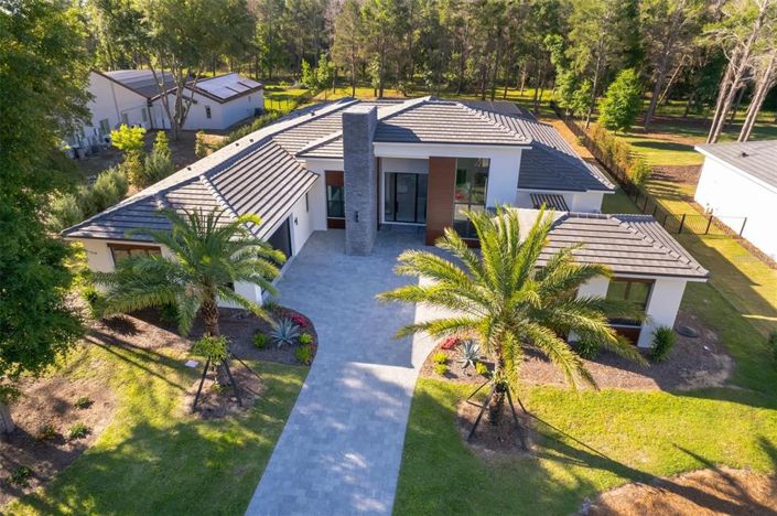 Image No.3-4 Bed House for sale