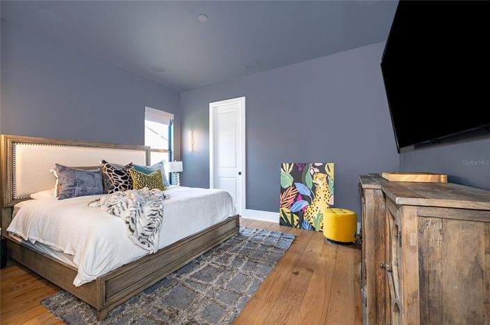 Image No.30-4 Bed House for sale