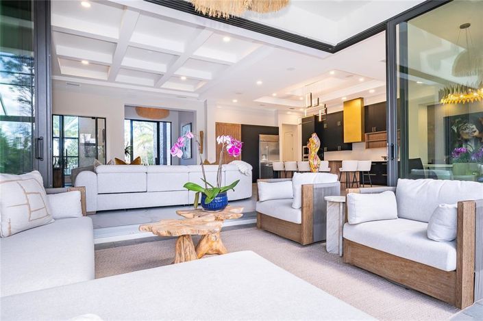 Image No.35-4 Bed House for sale