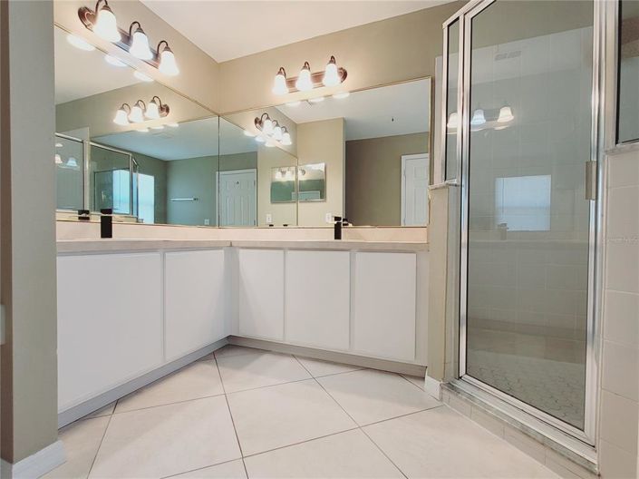 Image No.25-Maison de 4 chambres à vendre à Saint John