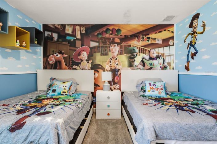 Image No.18-8 Bed House for sale