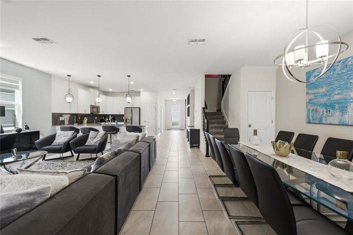 Image No.42-8 Bed House for sale