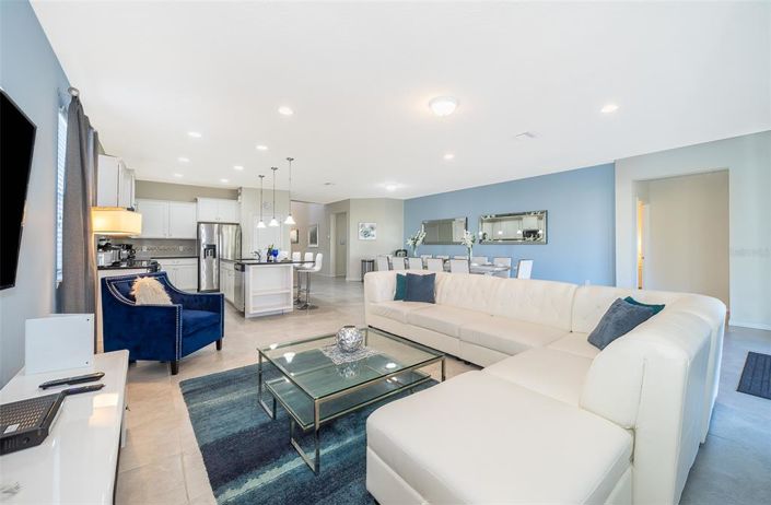 Image No.12-8 Bed House for sale