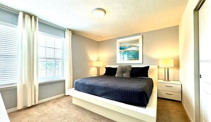 Image No.15-8 Bed House for sale