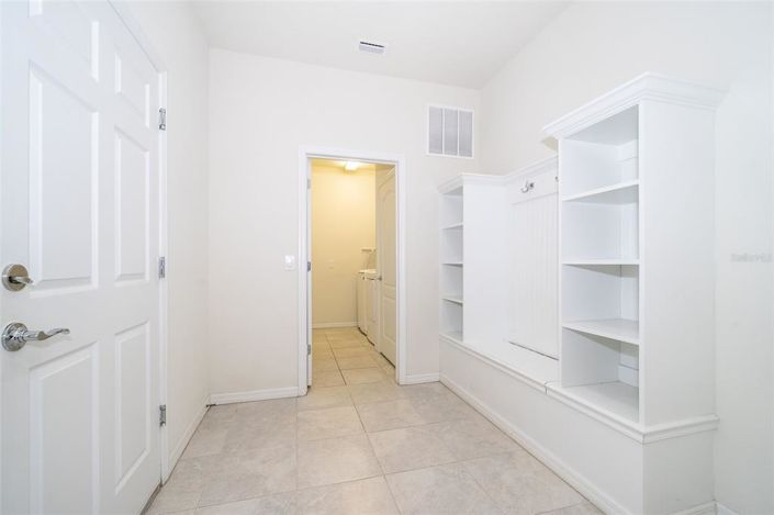 Image No.20-8 Bed House for sale