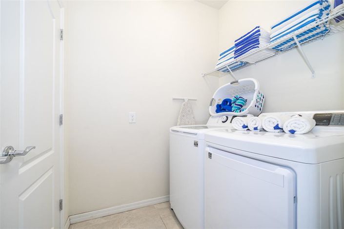 Image No.21-8 Bed House for sale