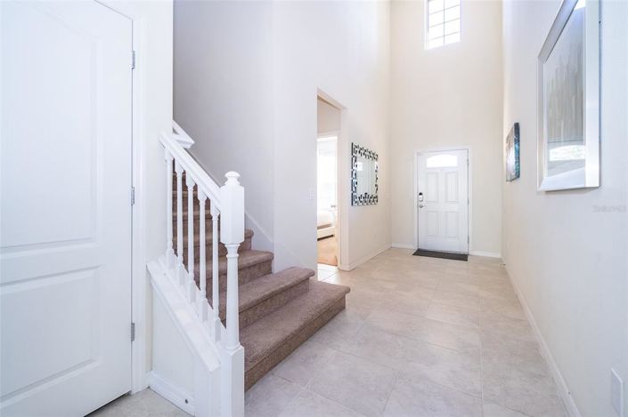 Image No.3-8 Bed House for sale