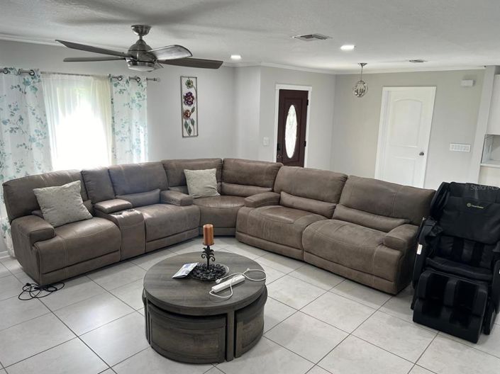 Image No.11-5 Bed House for sale