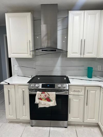 Image No.9-5 Bed House for sale