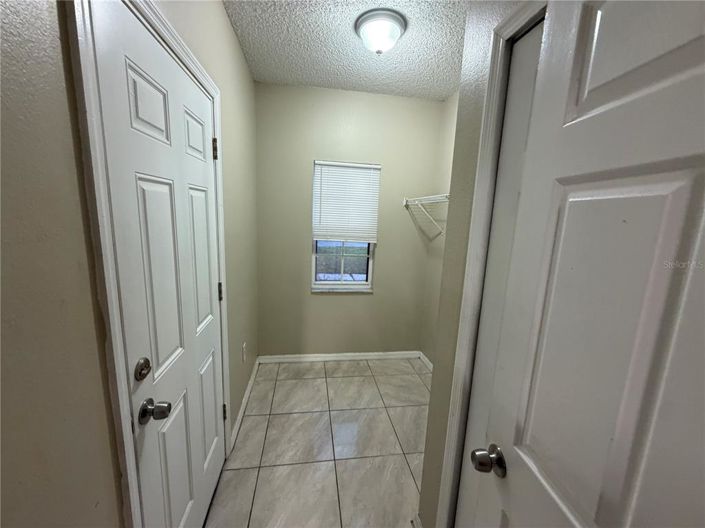 Image No.12-3 Bed House for sale