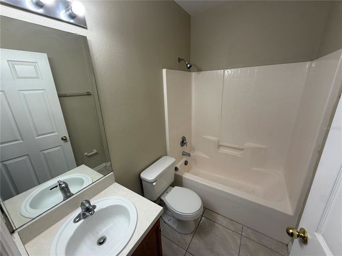 Image No.15-3 Bed House for sale