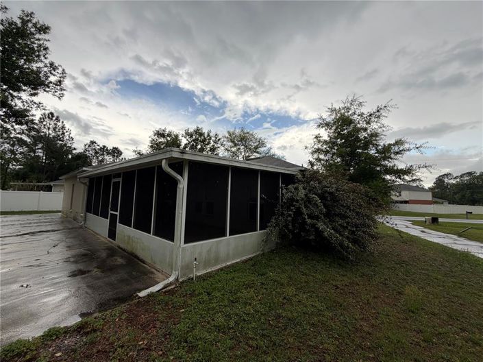 Image No.24-3 Bed House for sale